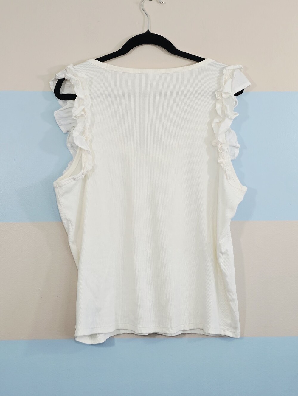 Old Navy Plus Size White Ruffle Shoulder Tank Top - Picture 4 of 6